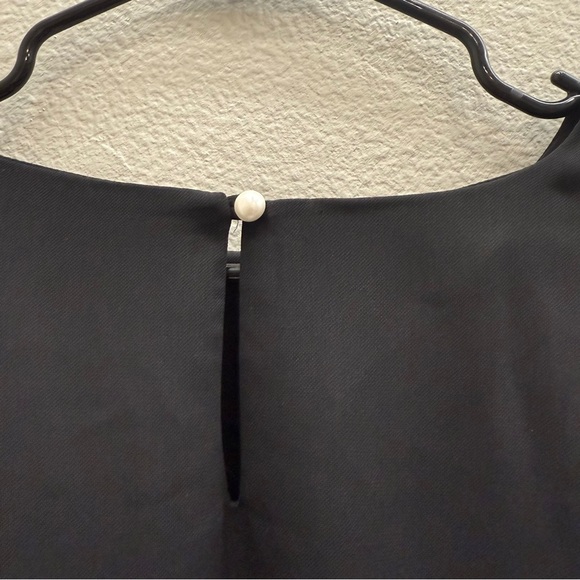 Zenana Blouse Size L Black Long Puff Sleeve Ruffle Peplum Blouse - Picture 6 of 8